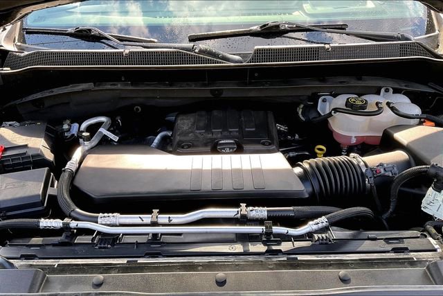 Used 2023 Chevrolet Silverado 1500 LT AWD/4WD image 20