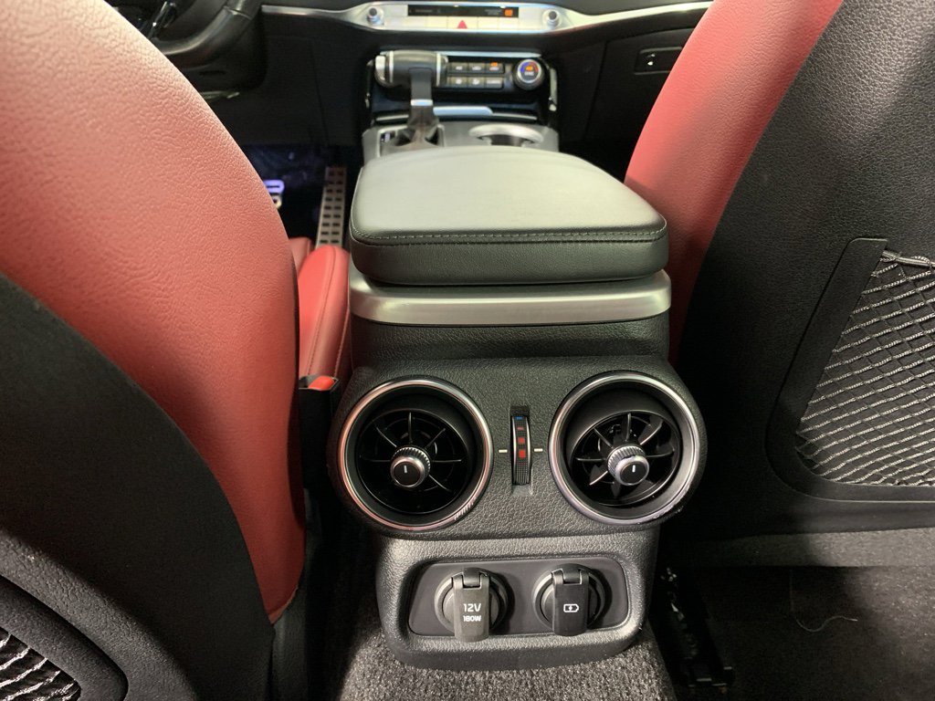 Used 2021 Kia Stinger GT RWD image 34