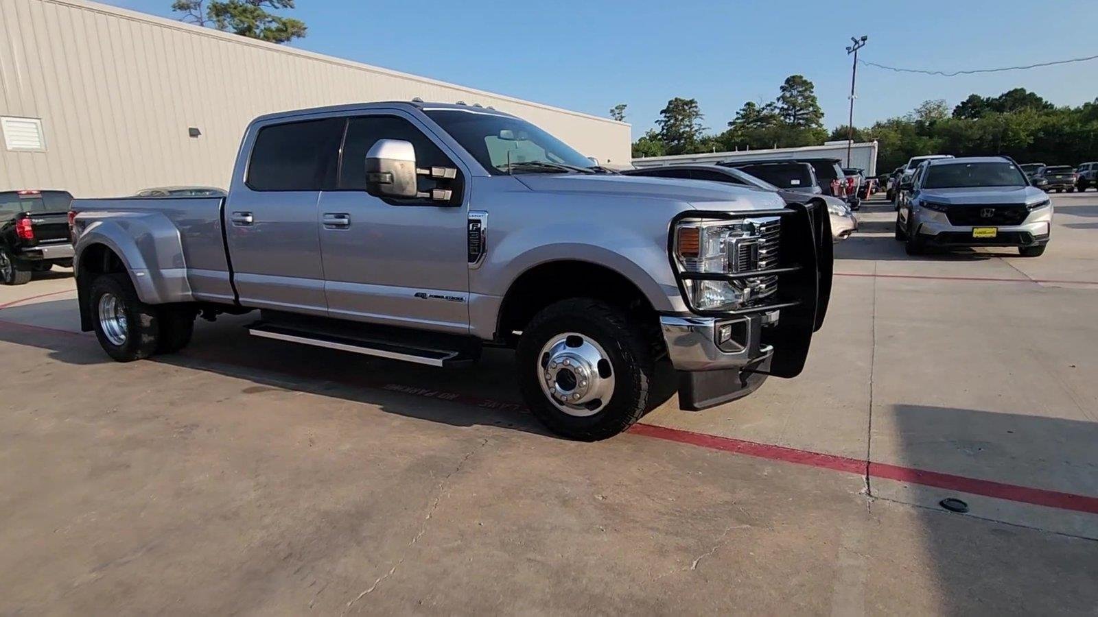 Used 2022 Ford F350 Lariat w/ Lariat Value Package AWD/4WD image 22