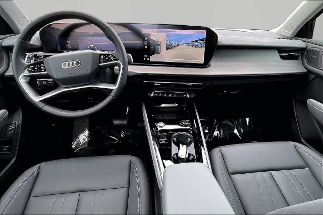 New 2026 Audi Q3 quattro 2.0T AWD/4WD image 15