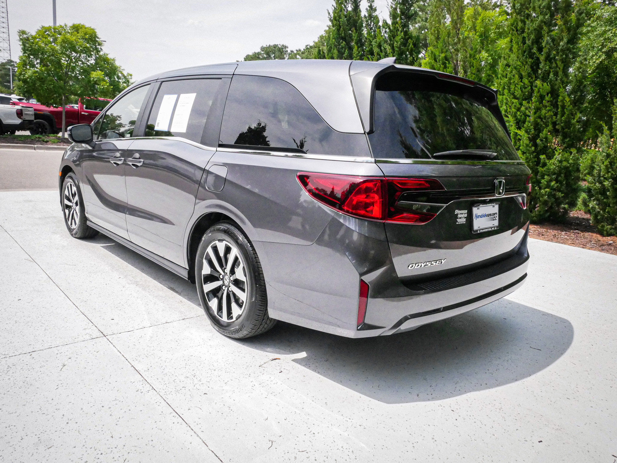 Used 2026 Honda Odyssey EX-L image 8