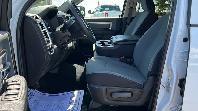 Used 2023 RAM 1500 Classic SLT w/ Electronics Group AWD/4WD image 18