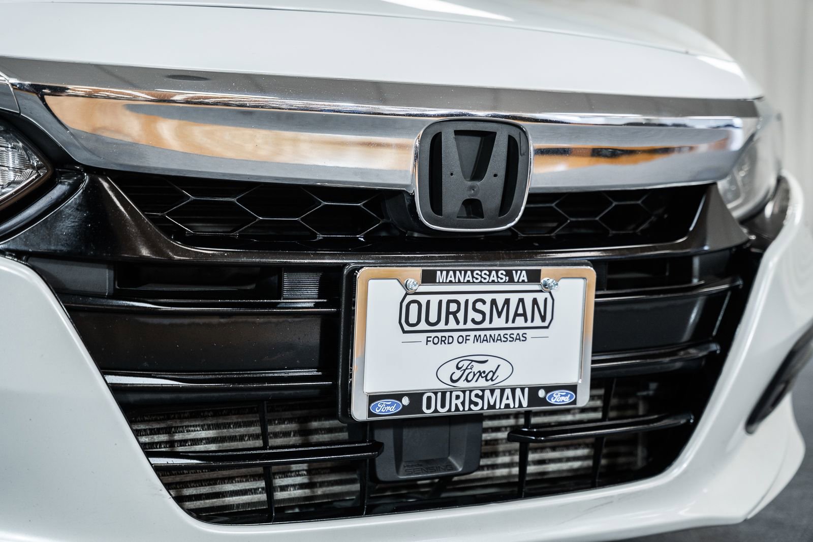 Used 2018 Honda Accord EX image 10