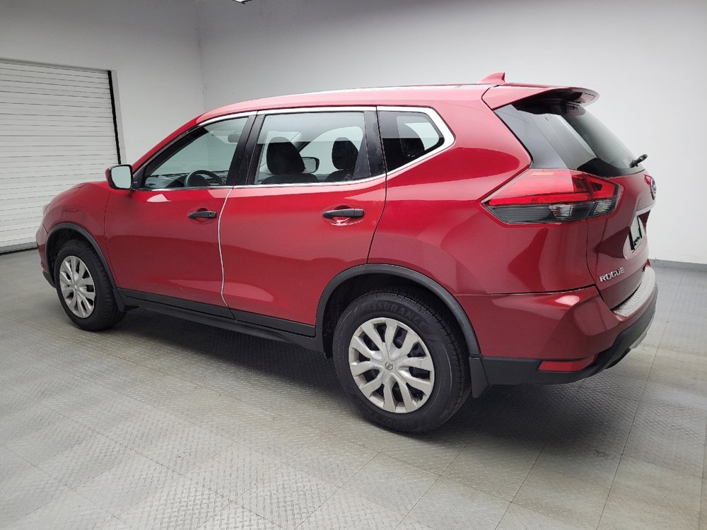 Used 2017 Nissan Rogue S image 3