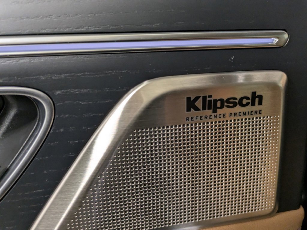 Used 2025 INFINITI QX80 Sensory AWD/4WD image 25