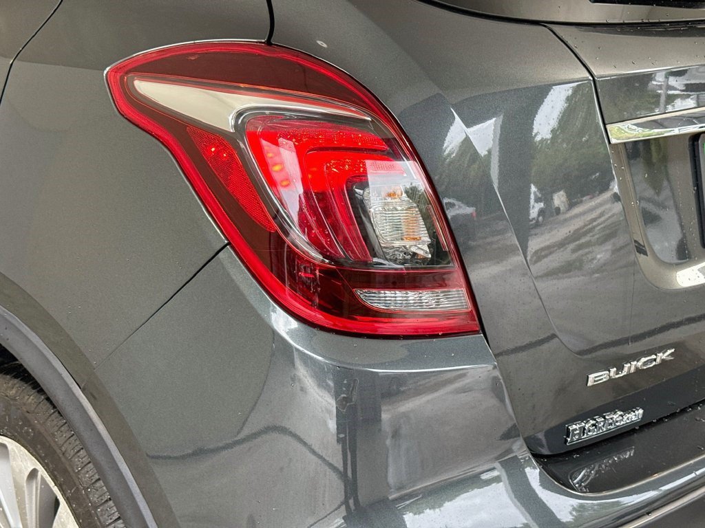 Used 2018 Buick Encore Preferred FWD image 35