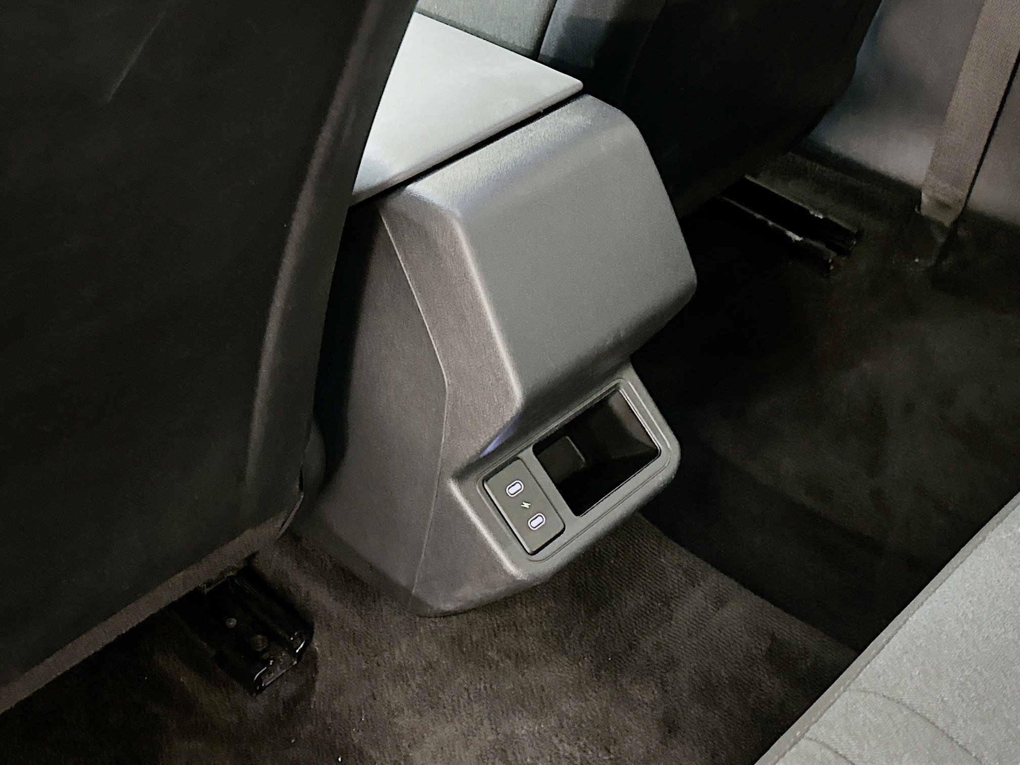 Used 2025 Kia K4 FWD image 28