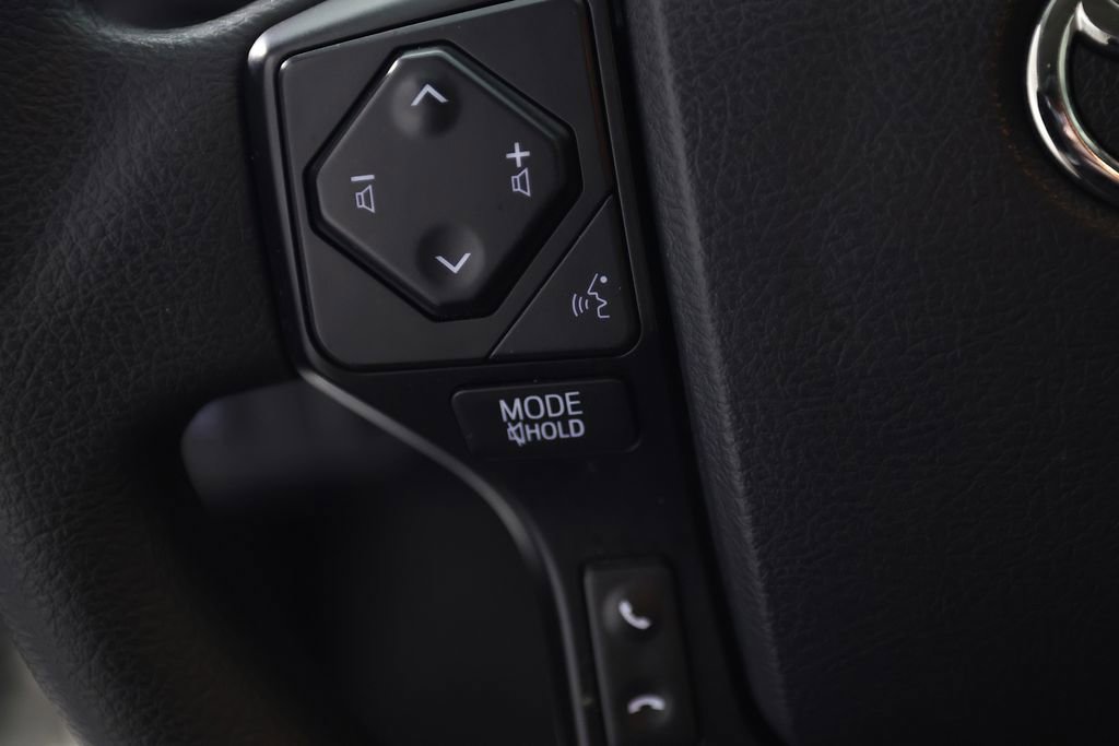 Used 2023 Toyota Tacoma SR AWD/4WD image 21