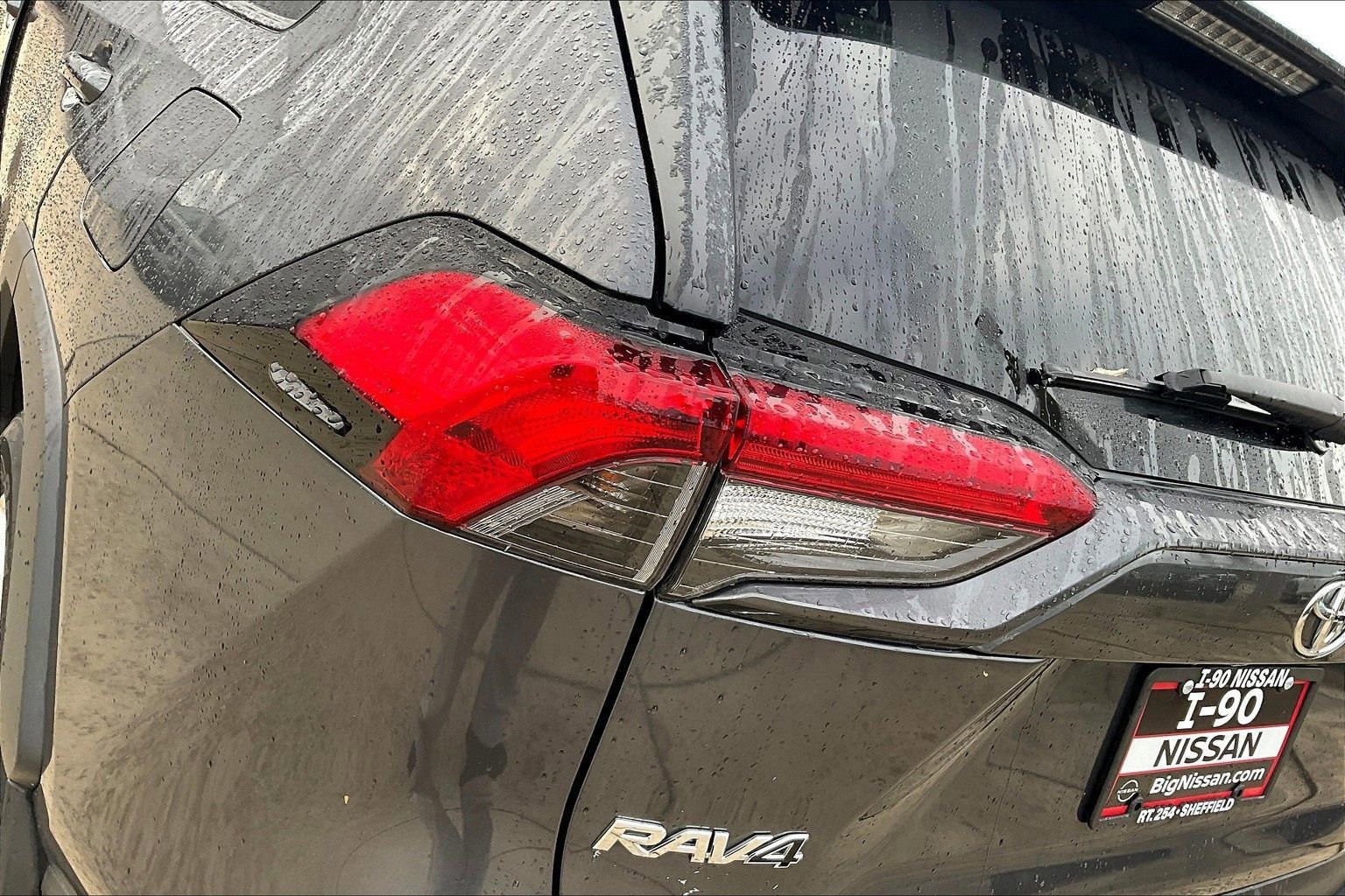 Used 2019 Toyota RAV4 XLE image 34