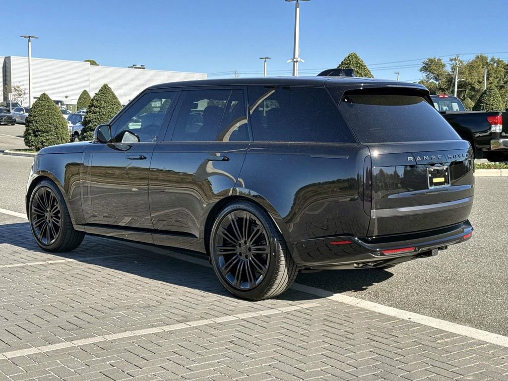 New 2026 Land Rover Range Rover SE AWD/4WD image 3
