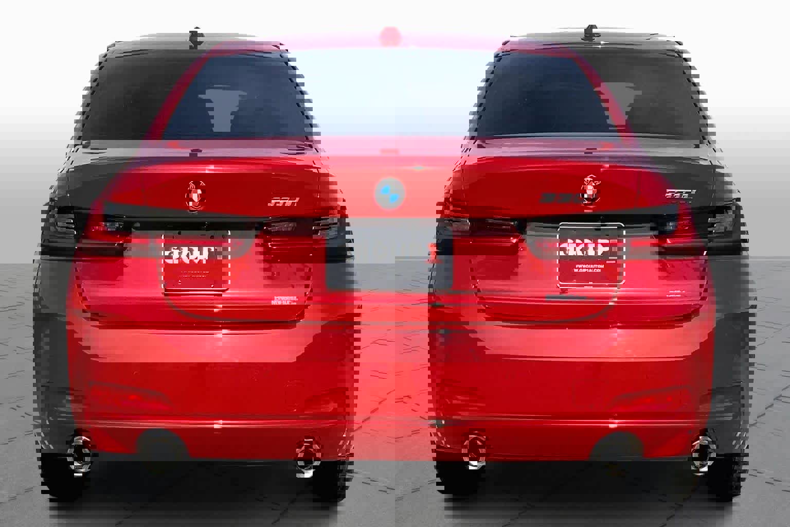 Used 2024 BMW 330i Sedan w/ Convenience Package image 5