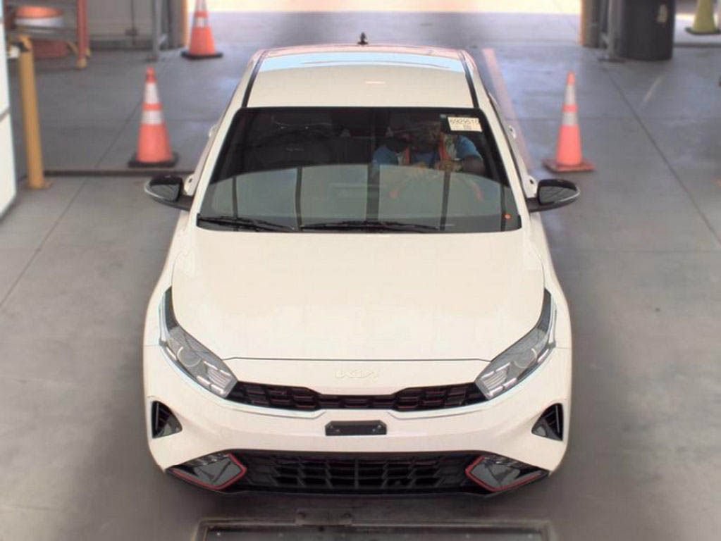 Used 2023 Kia Forte GT-Line FWD image 2