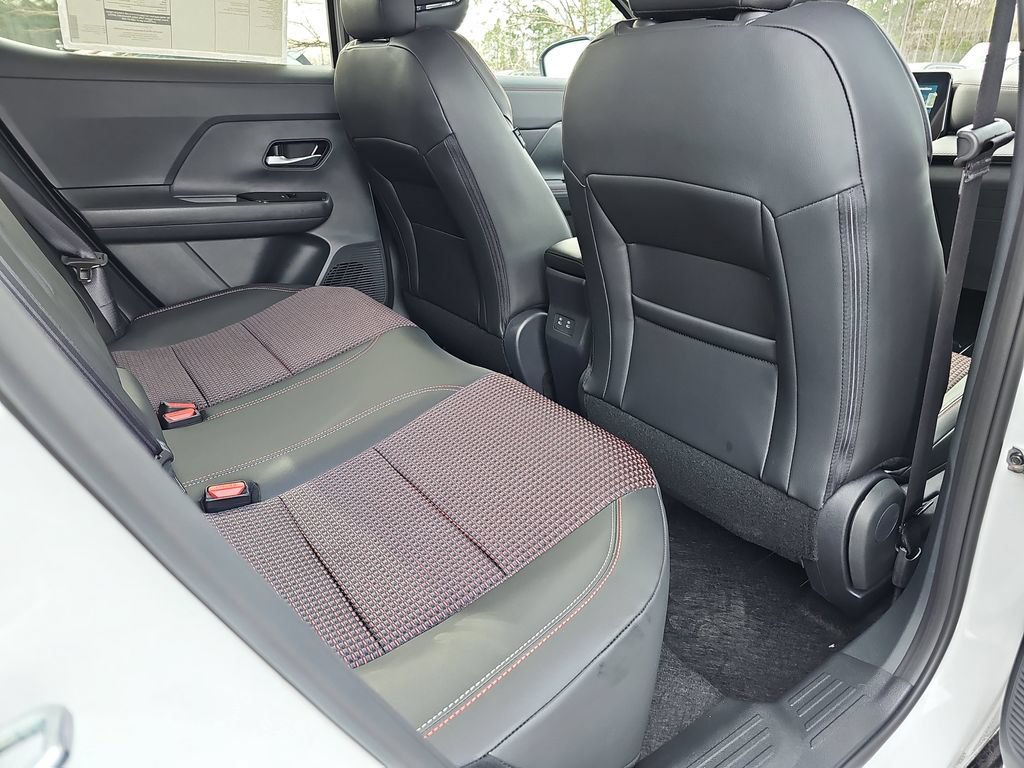 New 2026 Nissan Kicks SR w/ SR Premium Package FWD image 14