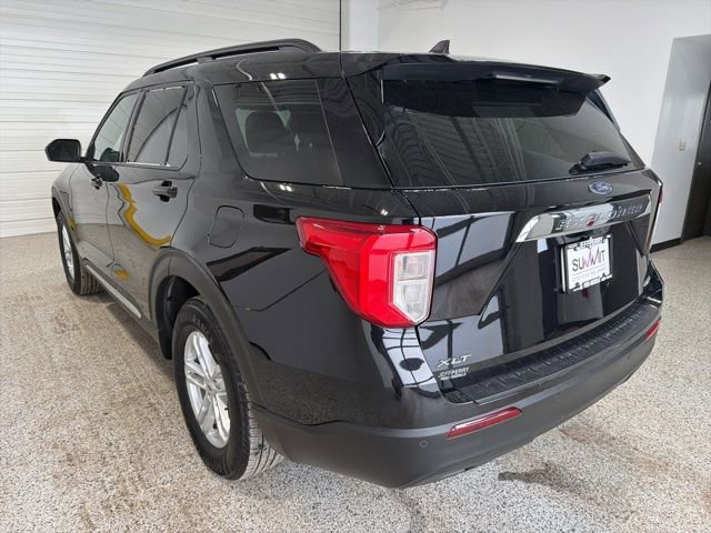 Used 2023 Ford Explorer XLT image 6