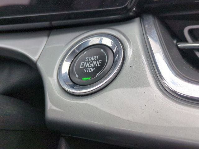 Used 2025 Chevrolet Trax LT FWD image 16