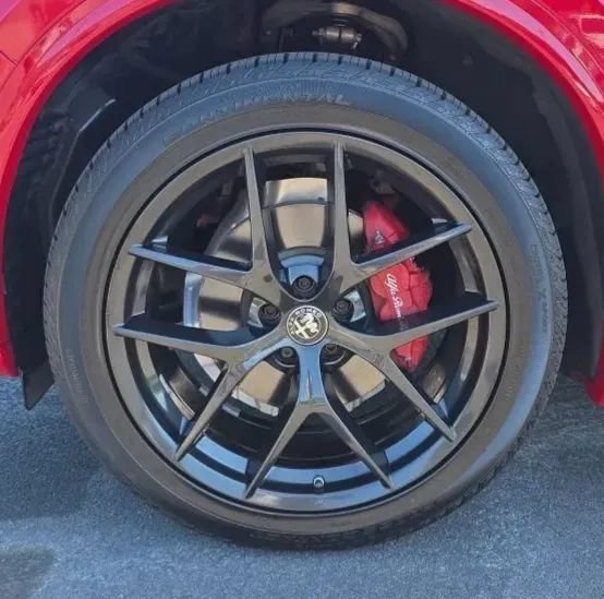 Used 2020 Alfa Romeo Stelvio Sport w/ Quick Order Package 22K Sport RWD image 54