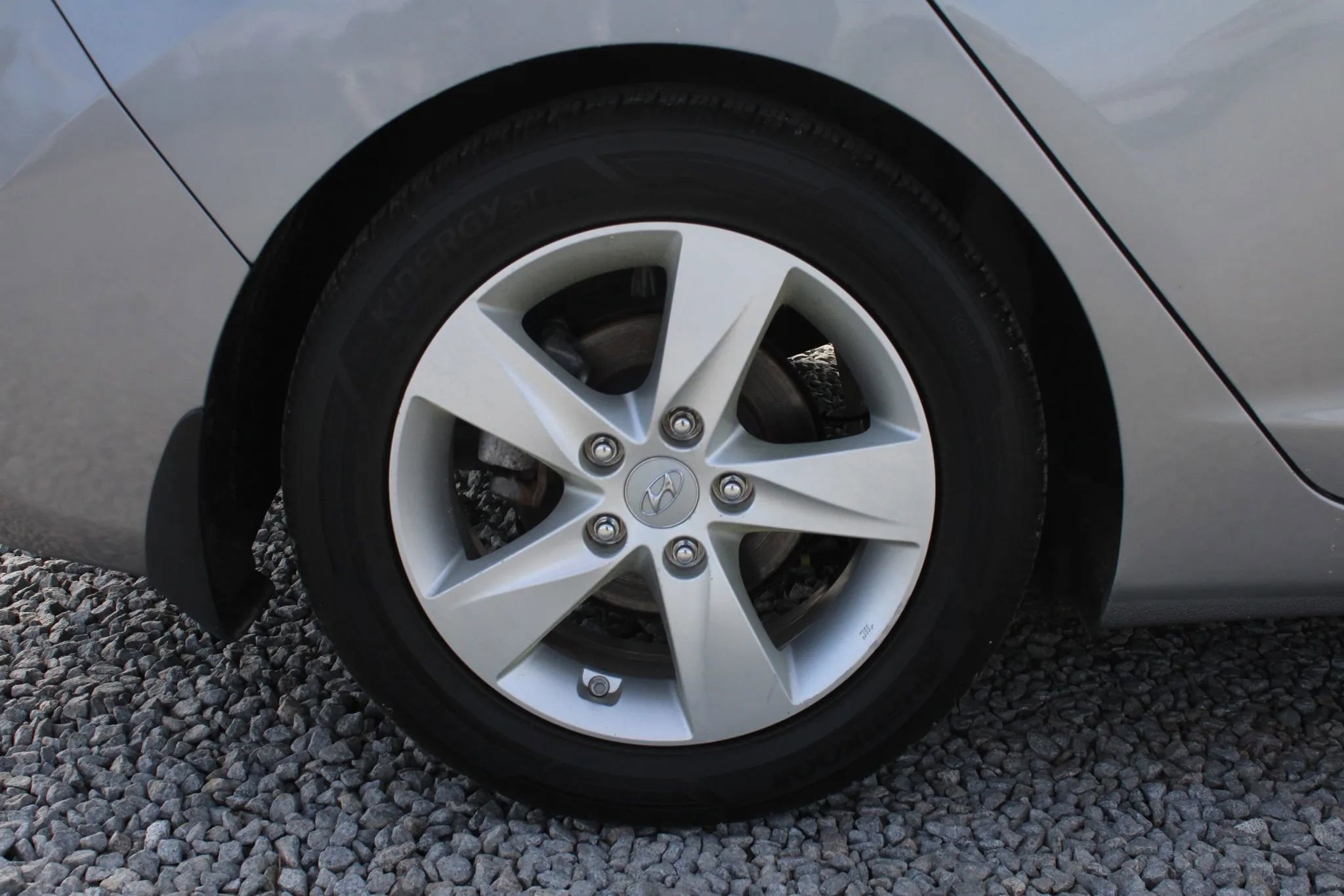 Used 2013 Hyundai Elantra GLS w/ Preferred Pkg FWD image 7