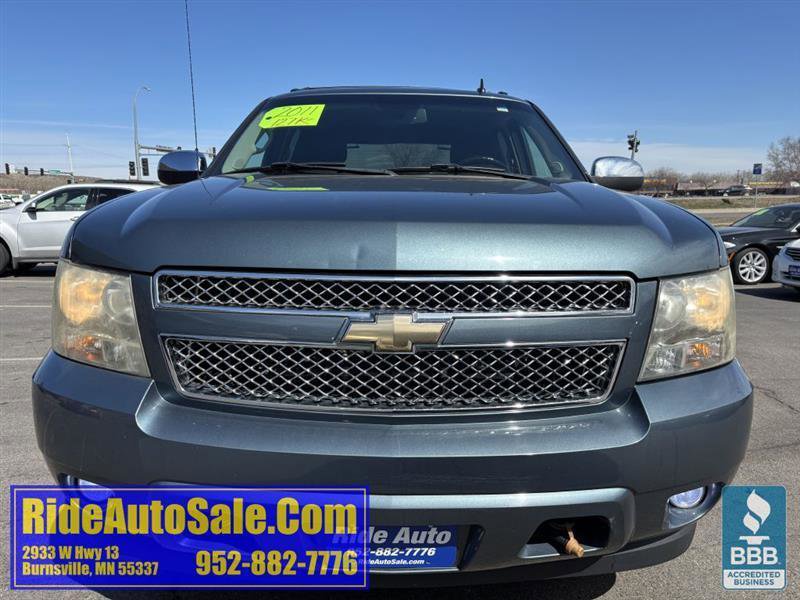 Used 2011 Chevrolet Avalanche LS w/ Regional Value Package image 2