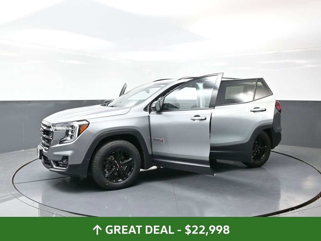Used 2023 GMC Terrain AT4 image 60