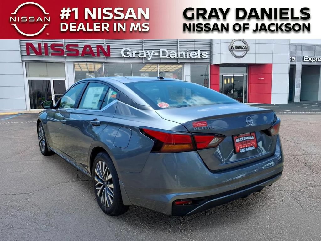 New 2026 Nissan Altima 2.5 SV FWD image 5