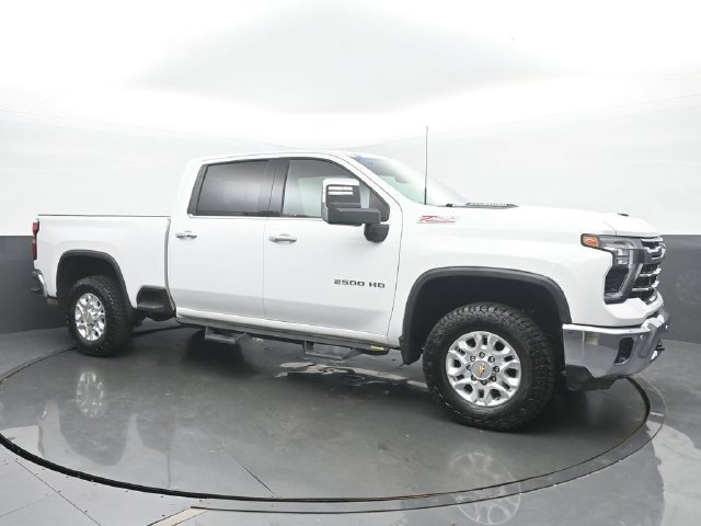 Used 2025 Chevrolet Silverado 2500 LTZ w/ LTZ Premium Package AWD/4WD image 7