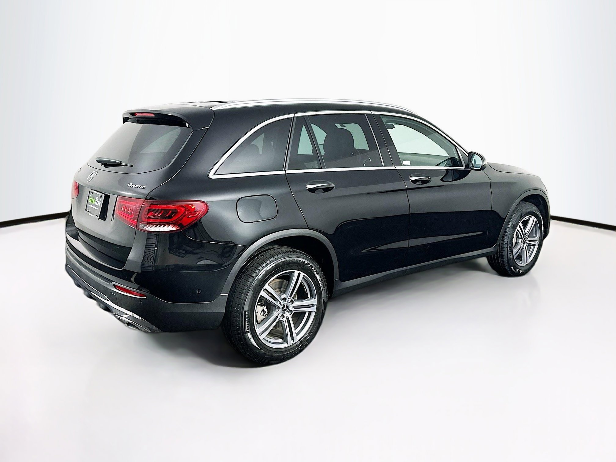 Used 2022 Mercedes-Benz GLC 300 4MATIC w/ Premium Package Lite image 9