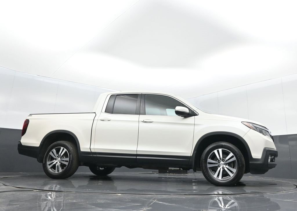 Used 2017 Honda Ridgeline RTS image 29