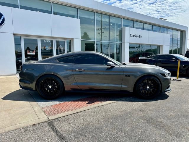 Used 2017 Ford Mustang GT Premium w/ GT Performance Package RWD image 8