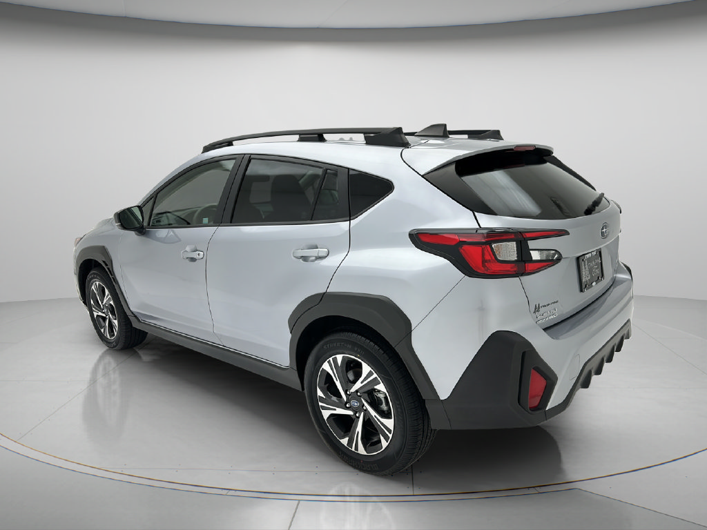 Used 2025 Subaru Crosstrek 2.5i Premium AWD/4WD image 4