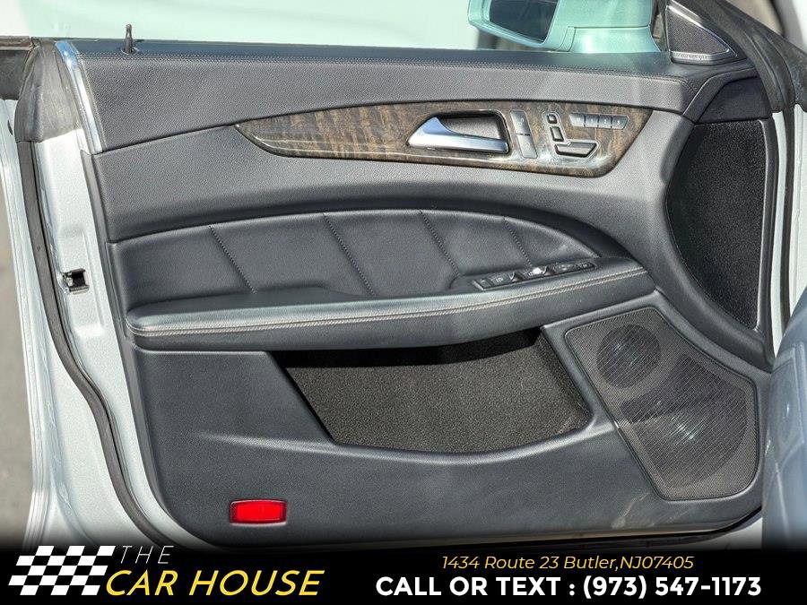 Used 2012 Mercedes-Benz CLS 550 4MATIC w/ Premium I Pkg image 14
