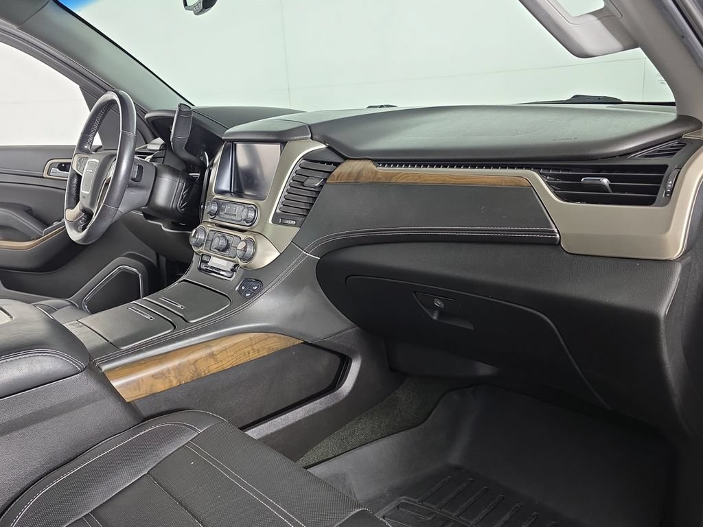Used 2018 GMC Yukon XL Denali w/ Denali Ultimate Package AWD/4WD image 33