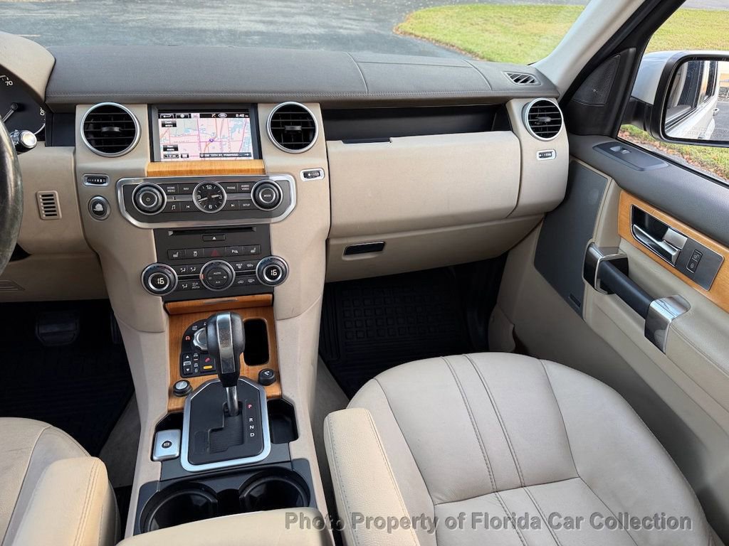 Used 2013 Land Rover LR4 HSE AWD/4WD image 12