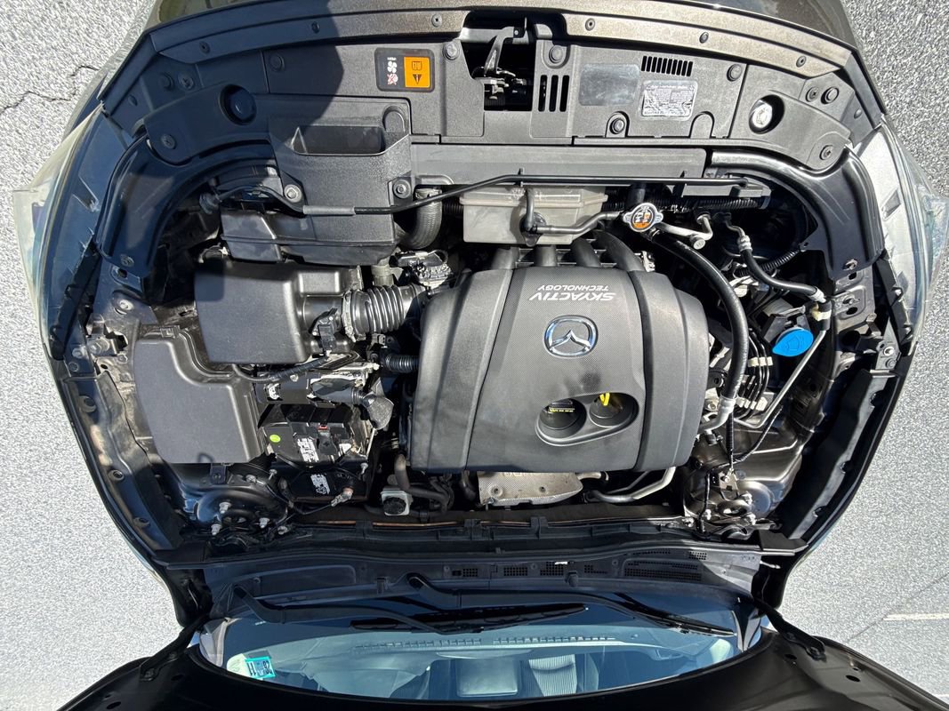 Used 2016 MAZDA MAZDA3 i Touring FWD image 26