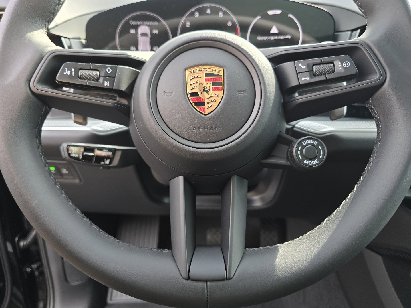 Used 2026 Porsche Cayenne E-Hybrid image 36