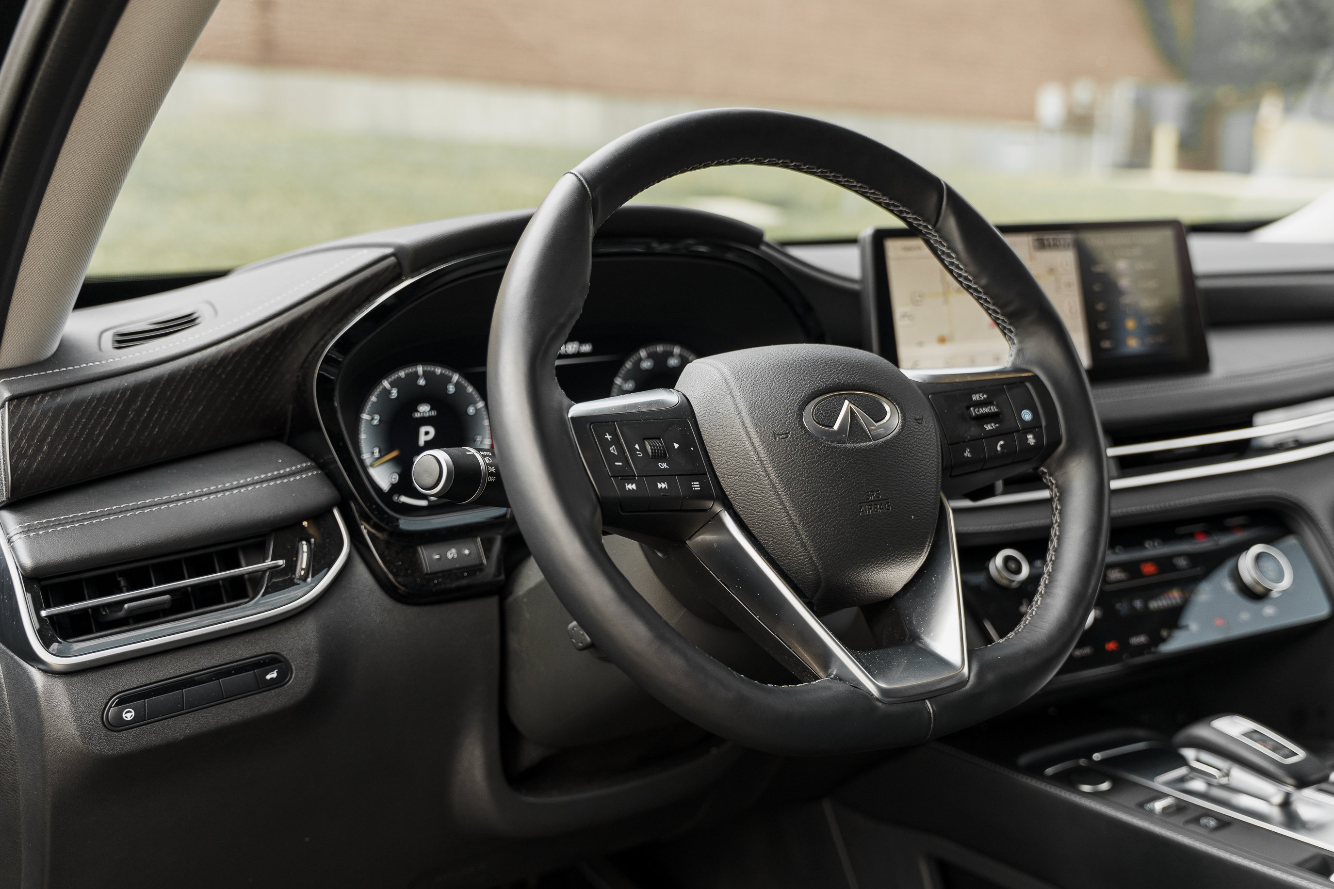 Used 2024 INFINITI QX60 Sensory w/ Cargo Package AWD/4WD image 10