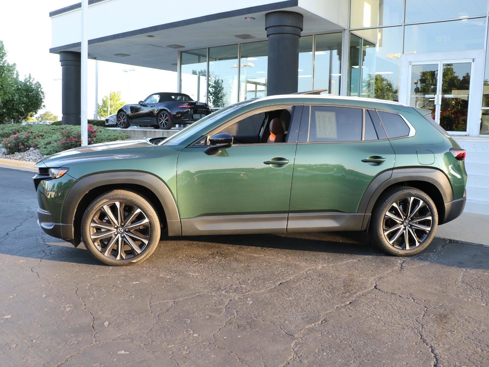 Certified 2025 MAZDA CX-50 AWD 2.5 Turbo w/ Premium Pkg image 2