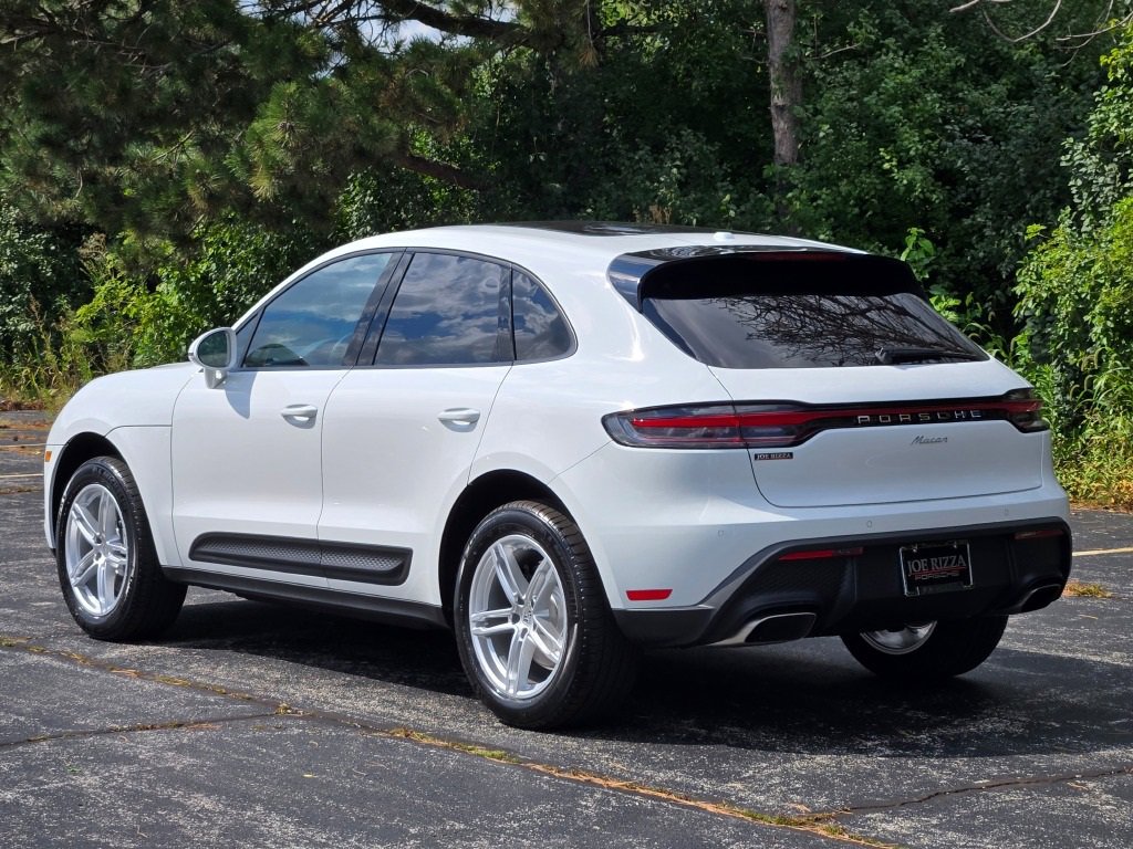 New 2026 Porsche Macan image 3