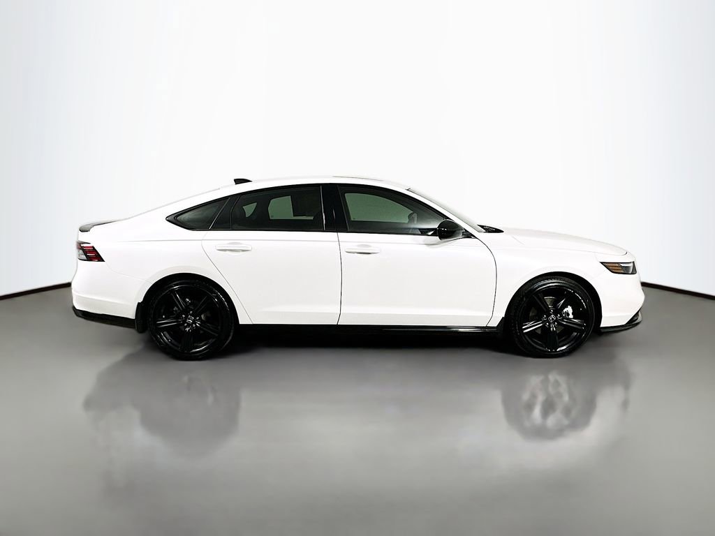 Used 2025 Honda Accord Sport image 7