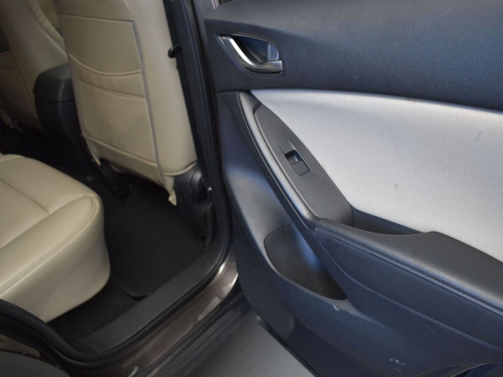 Used 2016 MAZDA CX-5 Touring w/ Touring Technology Package image 21