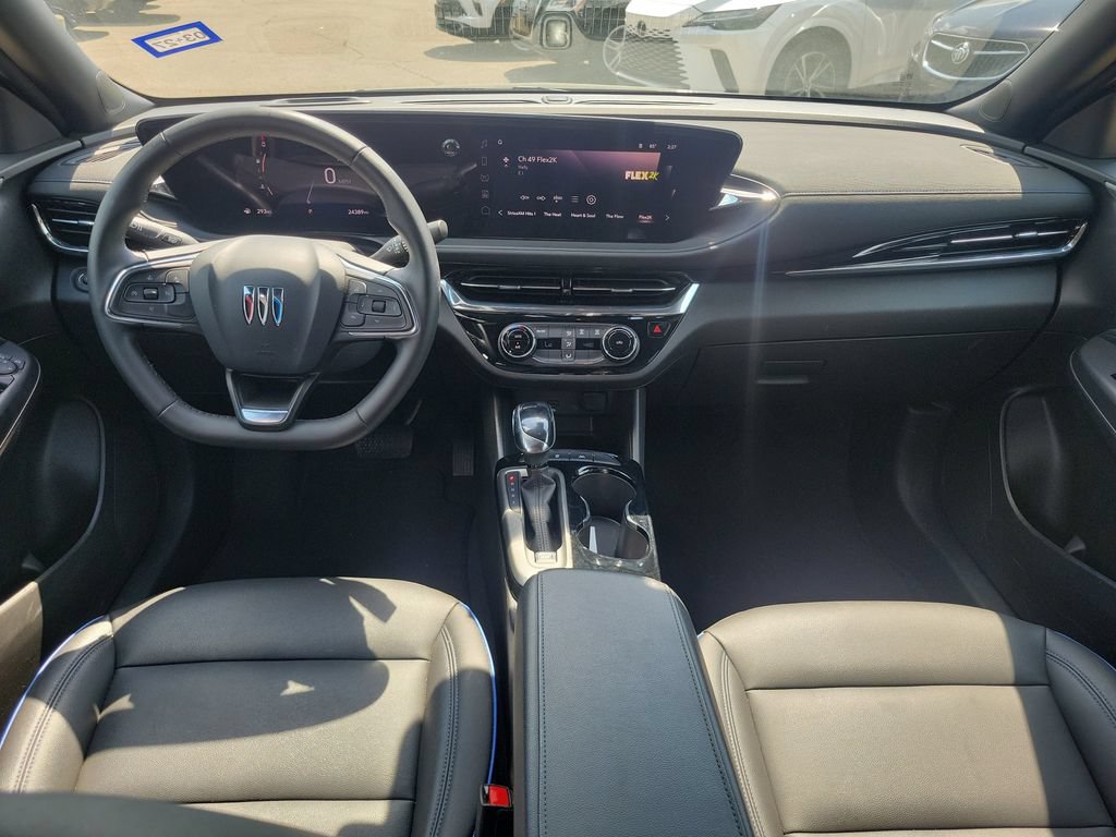 Used 2025 Buick Envista Sport Touring FWD image 9