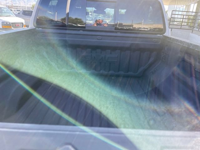 Certified 2026 GMC Canyon AT4 w/ Technology Plus Package AWD/4WD image 16