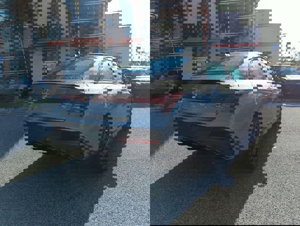 New 2026 Hyundai Elantra Sport image 7