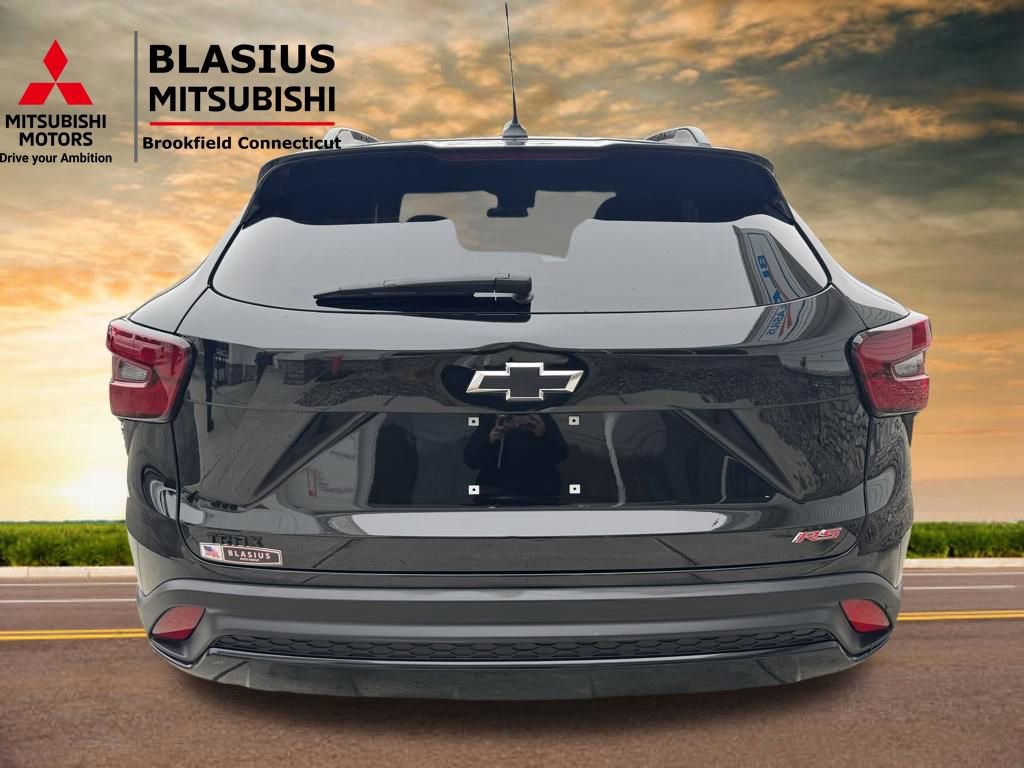 Used 2024 Chevrolet Trax RS image 38