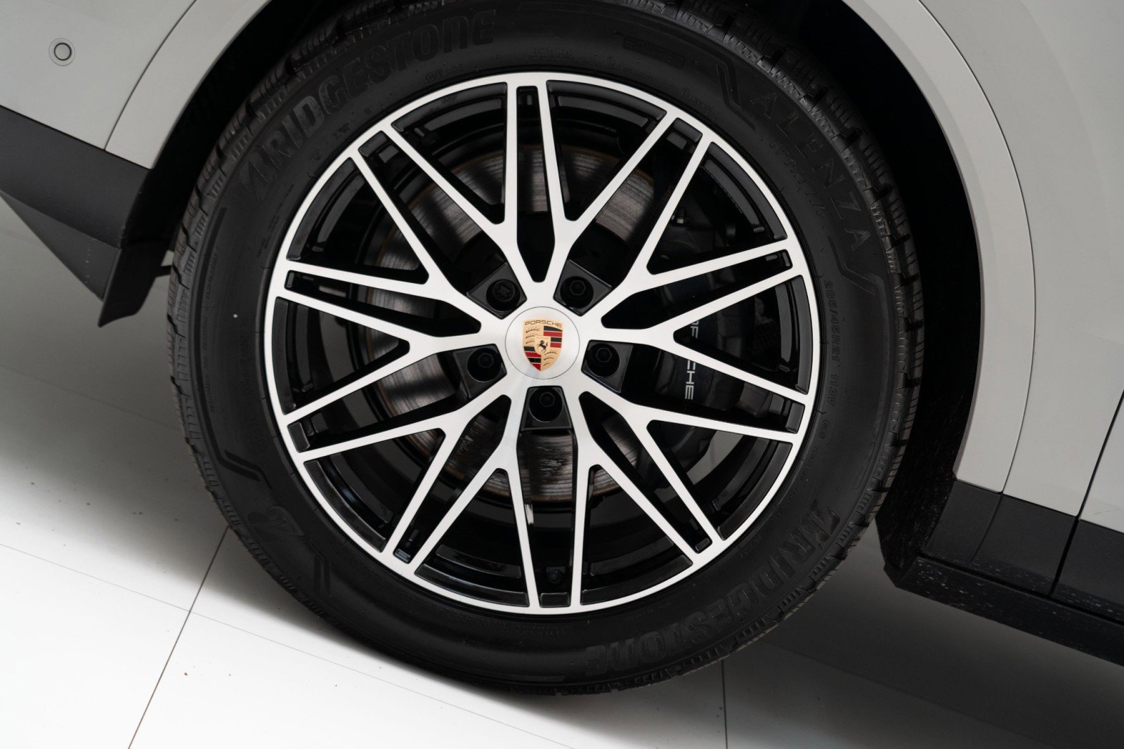 New 2026 Porsche Cayenne Coupe image 12