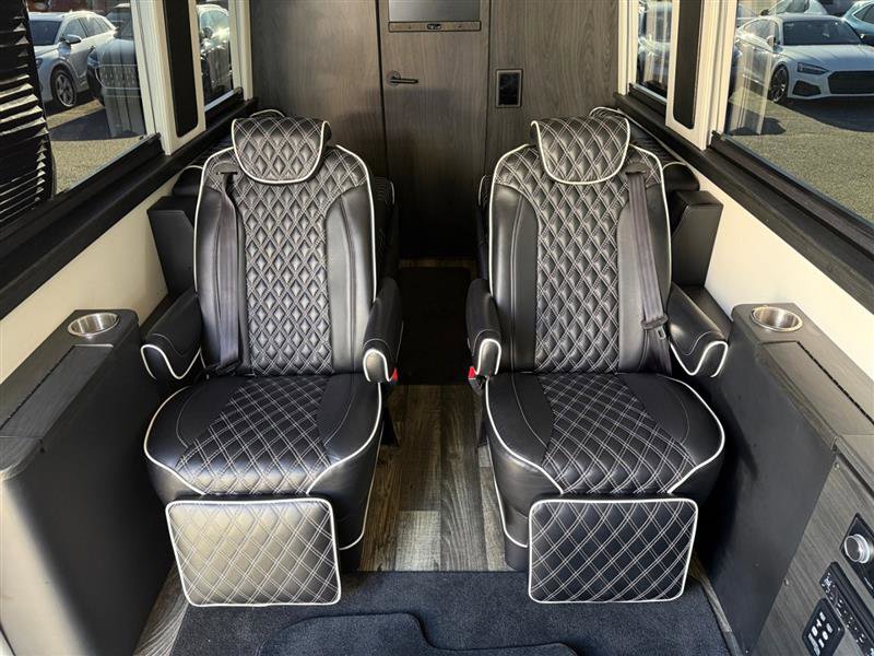 Used 2019 Mercedes-Benz Sprinter 170 image 29