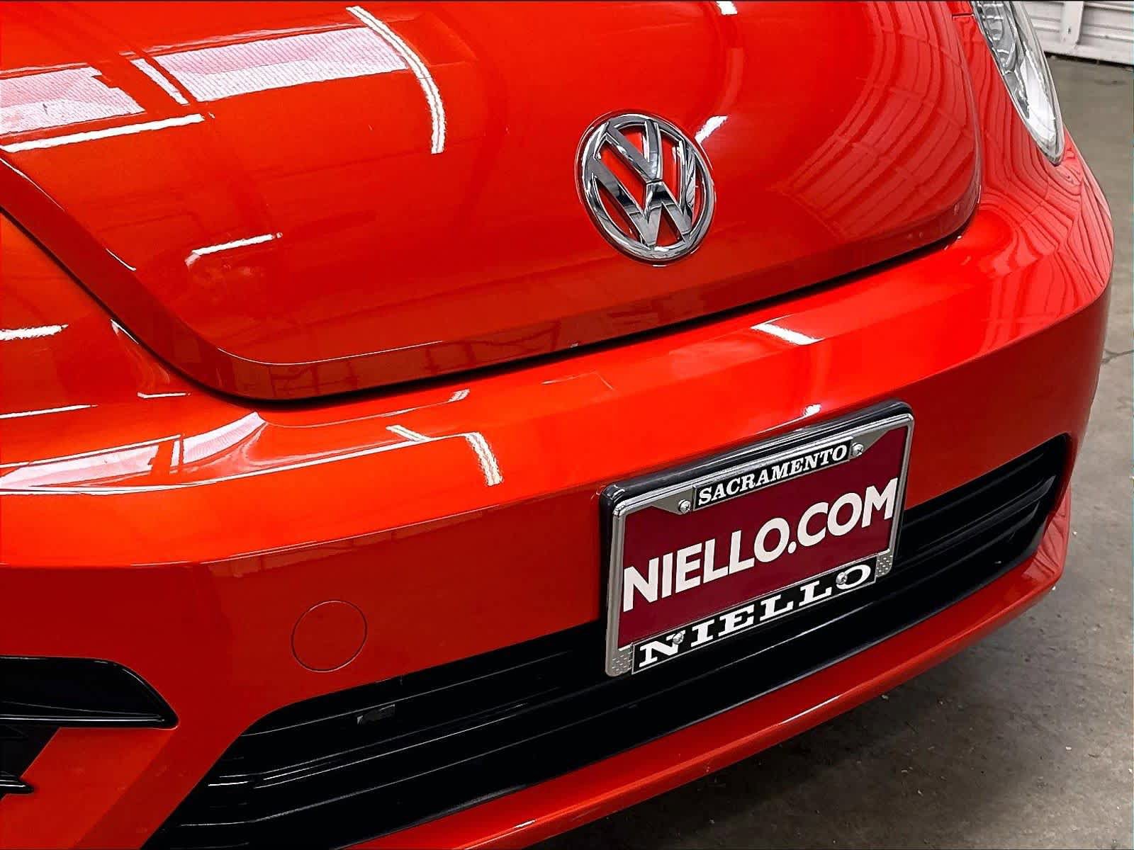 Used 2019 Volkswagen Beetle 2.0T S FWD image 31