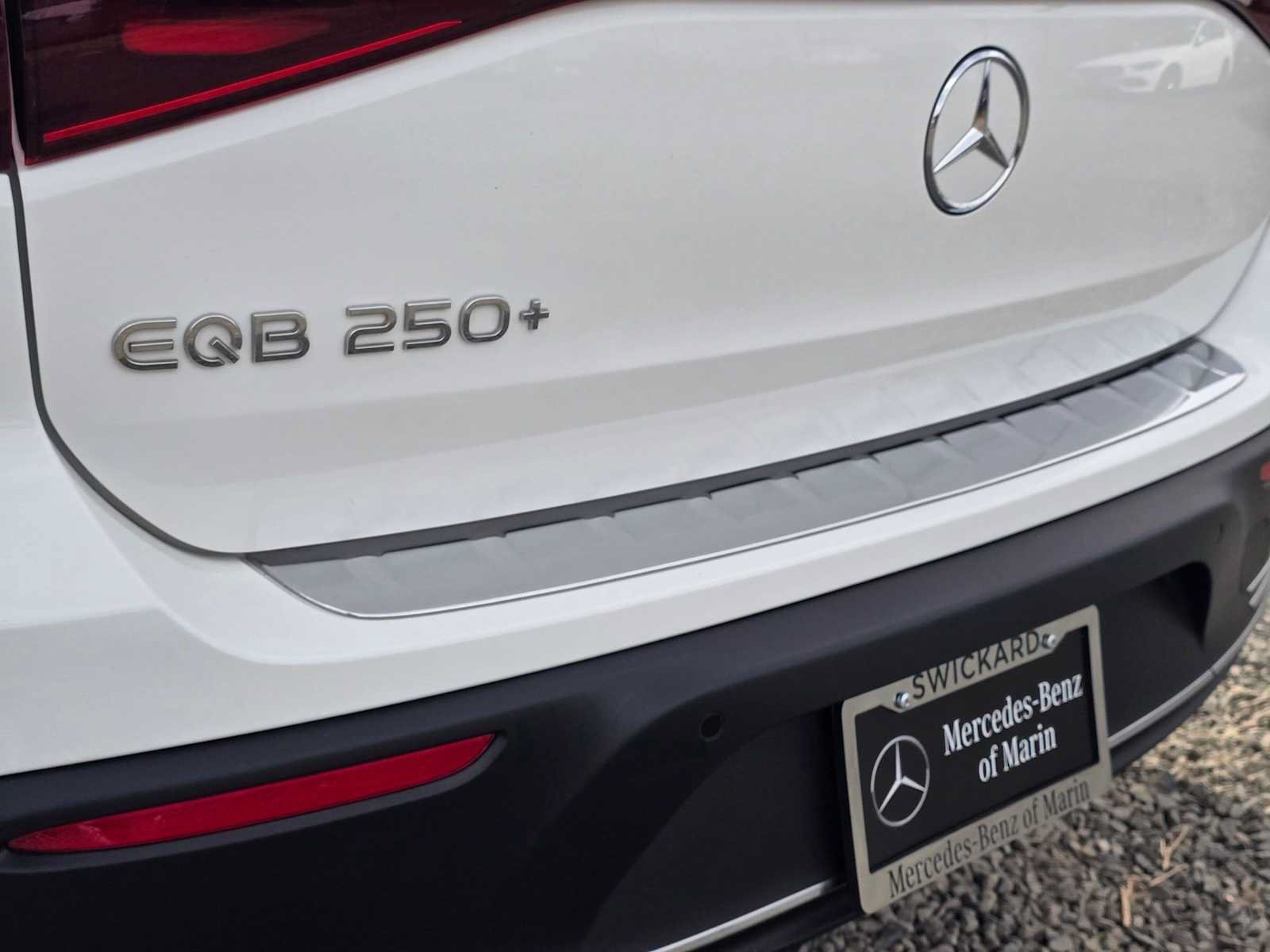 Used 2024 Mercedes-Benz EQB 250+ image 13