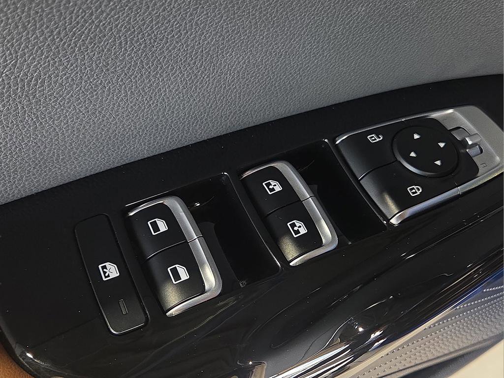 Used 2023 Kia K5 GT FWD image 18