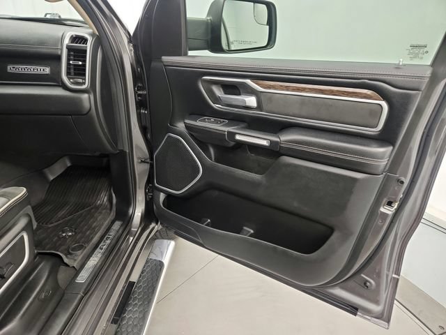 Used 2020 RAM 1500 Laramie AWD/4WD image 29