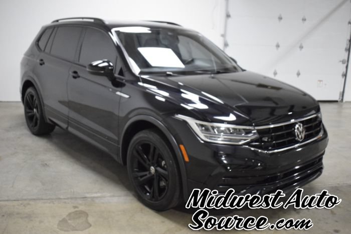 Used 2023 Volkswagen Tiguan SE R-Line AWD/4WD image 6